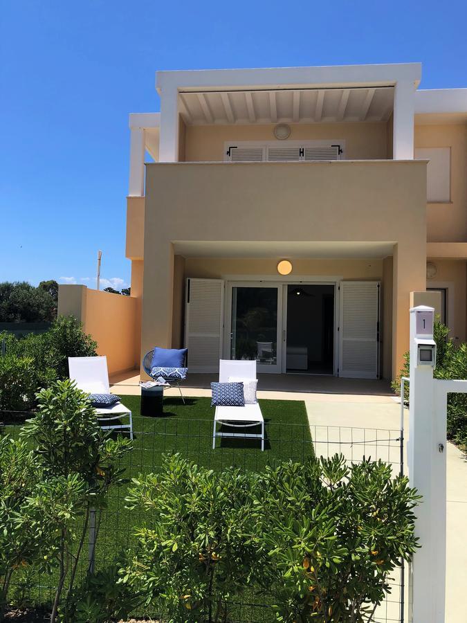 Residence Mar Mediterraneo Куарту-Сант'Елена Екстер'єр фото