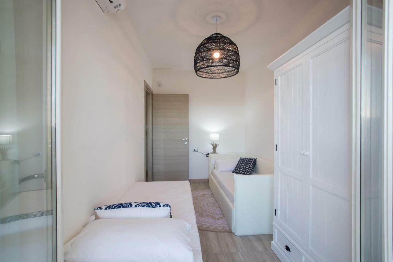 Residence Mar Mediterraneo Куарту-Сант'Елена Екстер'єр фото